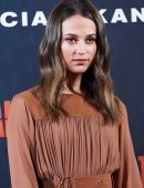 Alicia Vikander at the Photocall of 'Tomb Raider' in Madrid, Spain