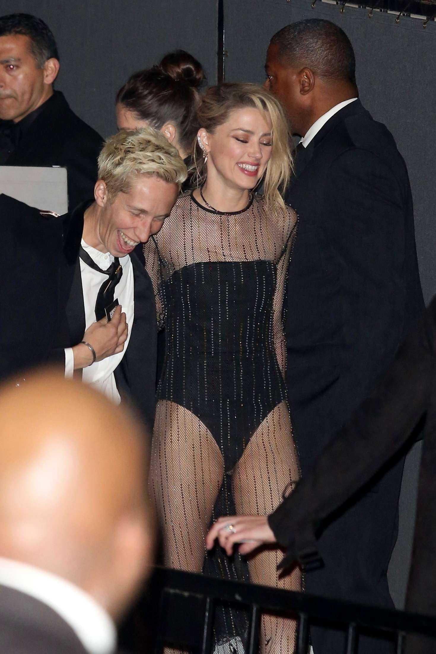 Amber-Heard-at-the-Chateau-Marmont-5
