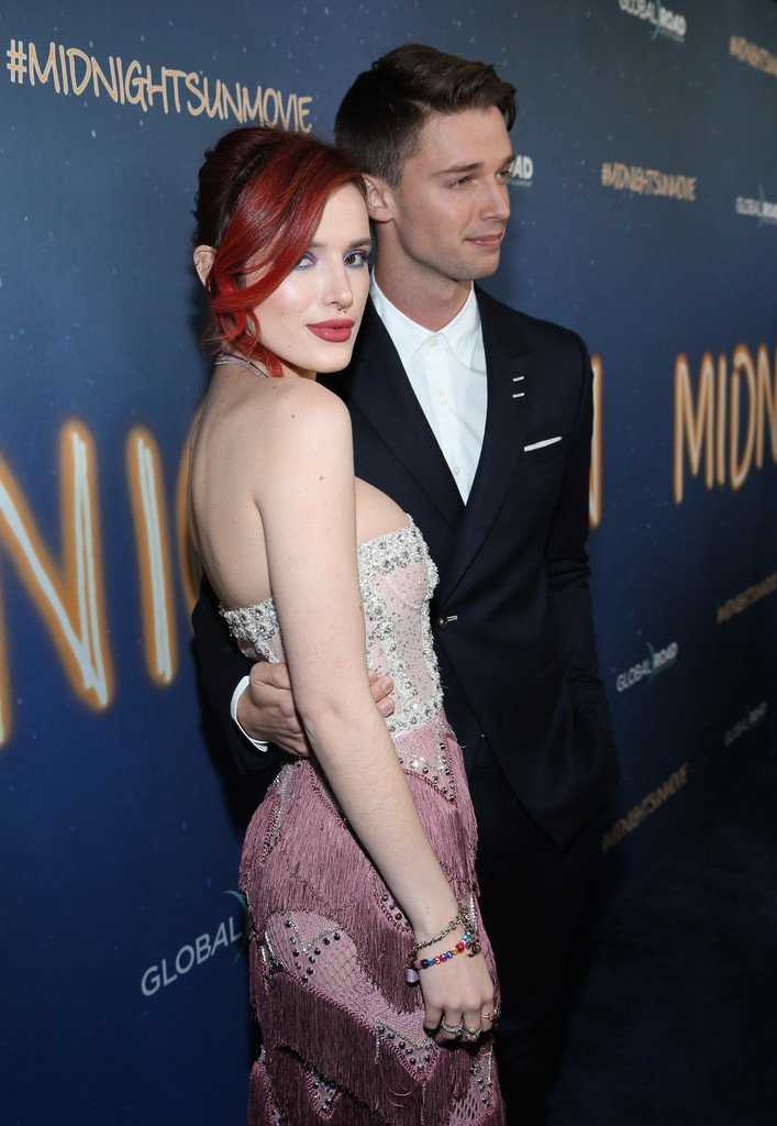 Bella-Thorne-at-the-Premiere-of-Midnight-Sun-1
