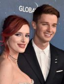 Bella-Thorne-at-the-Premiere-of-Midnight-Sun-10