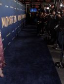 Bella-Thorne-at-the-Premiere-of-Midnight-Sun-6