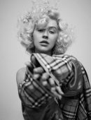 Christina-Aguilera-Paper-Magazine-2018-3