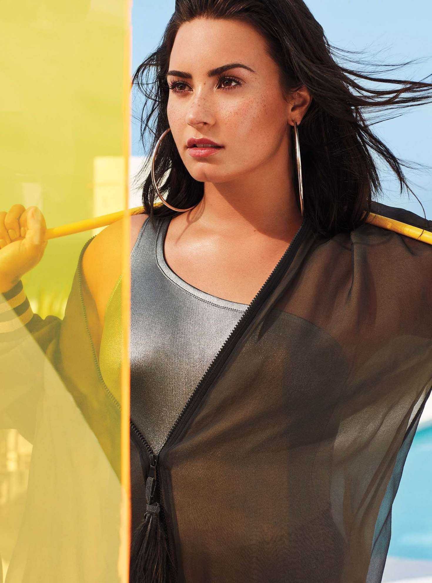 Demi-Lovato-in-InStyle-Magazine-2018-9