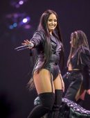Demi-Lovato-on-Tell-Me-You-Love-Me-Tour-12