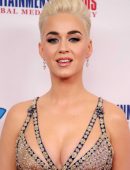 Katy-Perry-at-Byron-Allen’s-Oscar-Gala-1