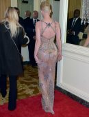 Katy-Perry-at-Byron-Allen’s-Oscar-Gala-12
