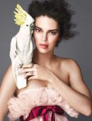 Kendall-Jenner-in-Vogue-Magazine-Photoshoot-April-2018-12