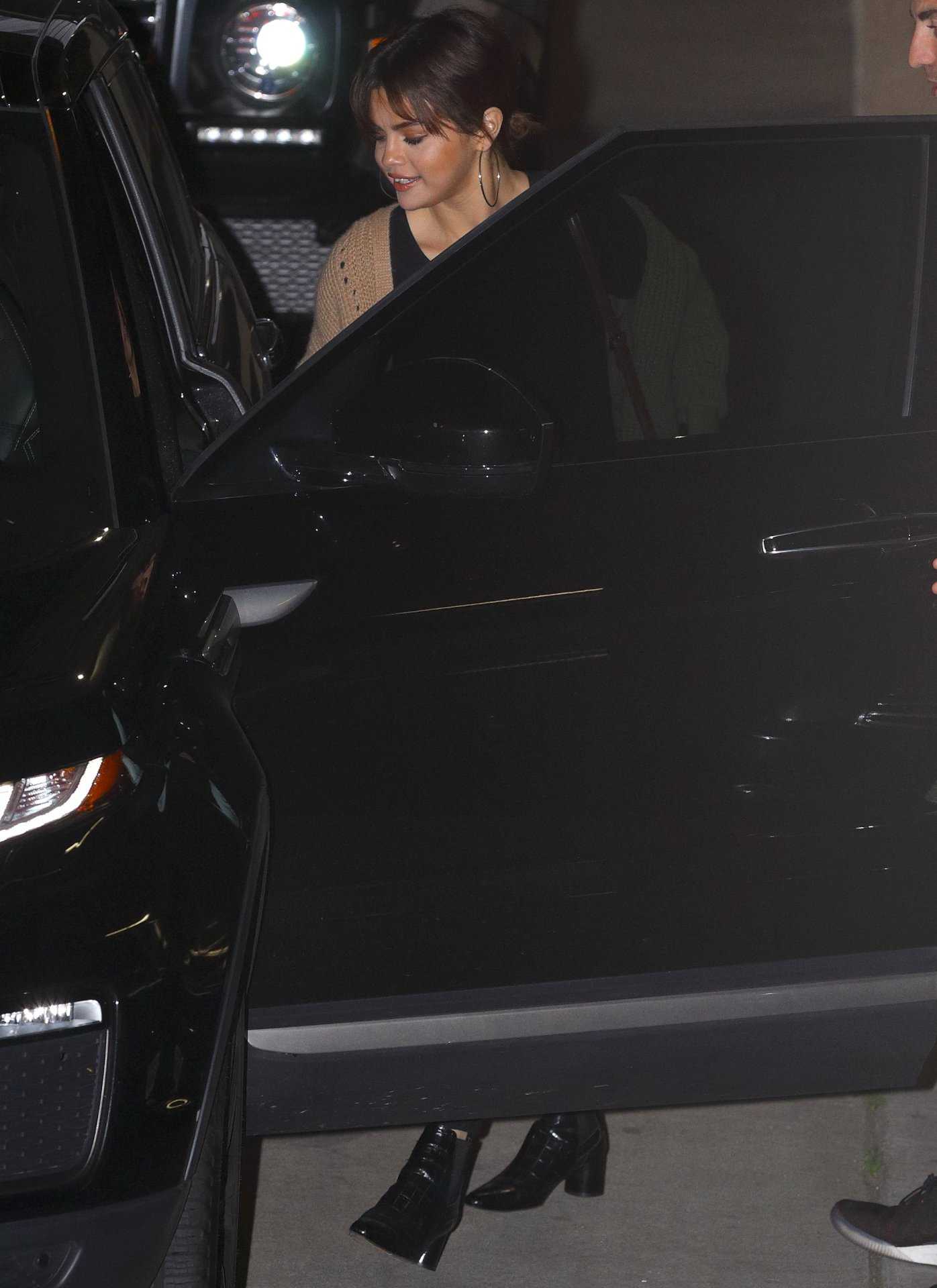 Selena-Gomez-355