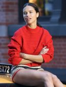 Adriana-Lima-Leggy-506