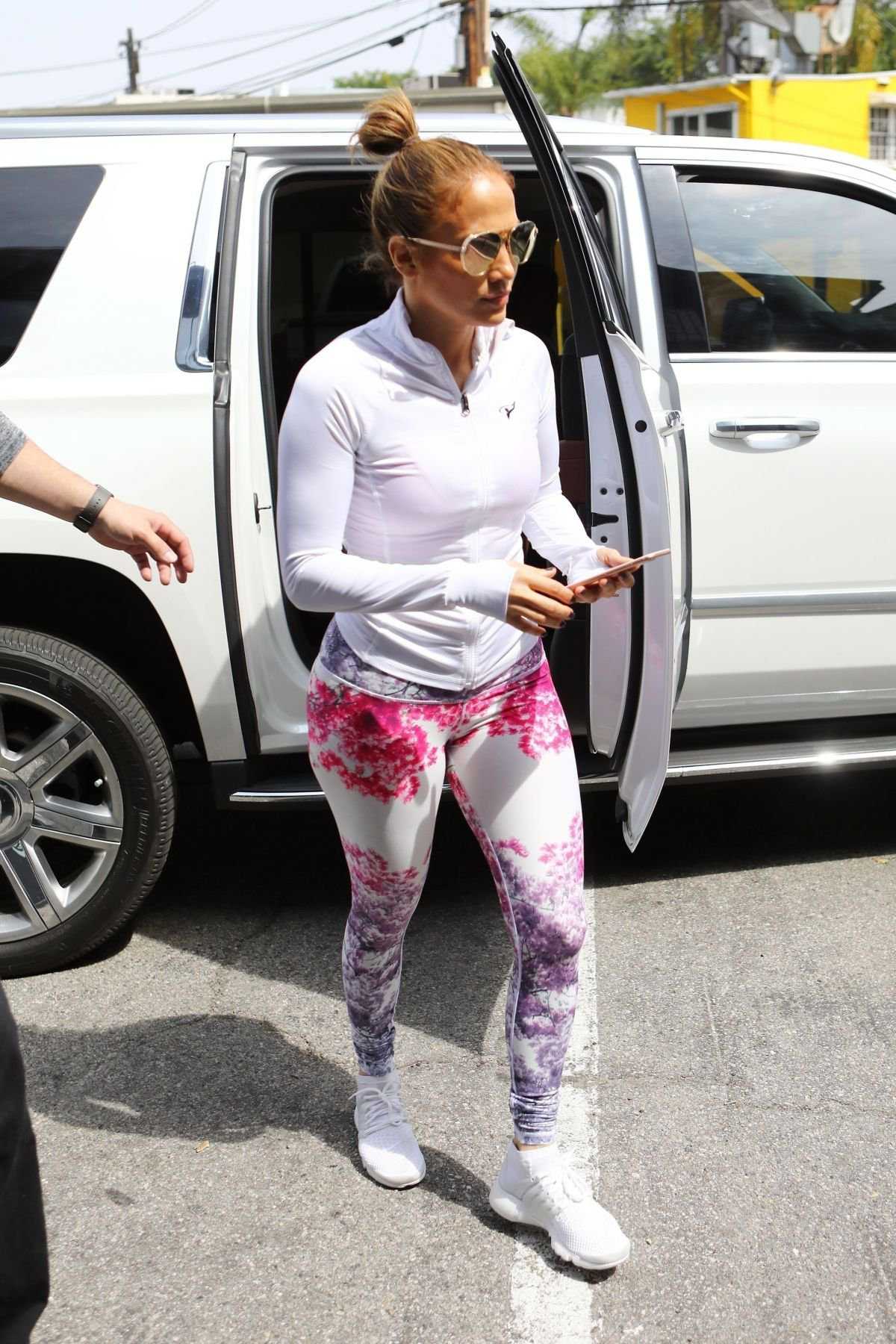 Jennifer-Lopez-53