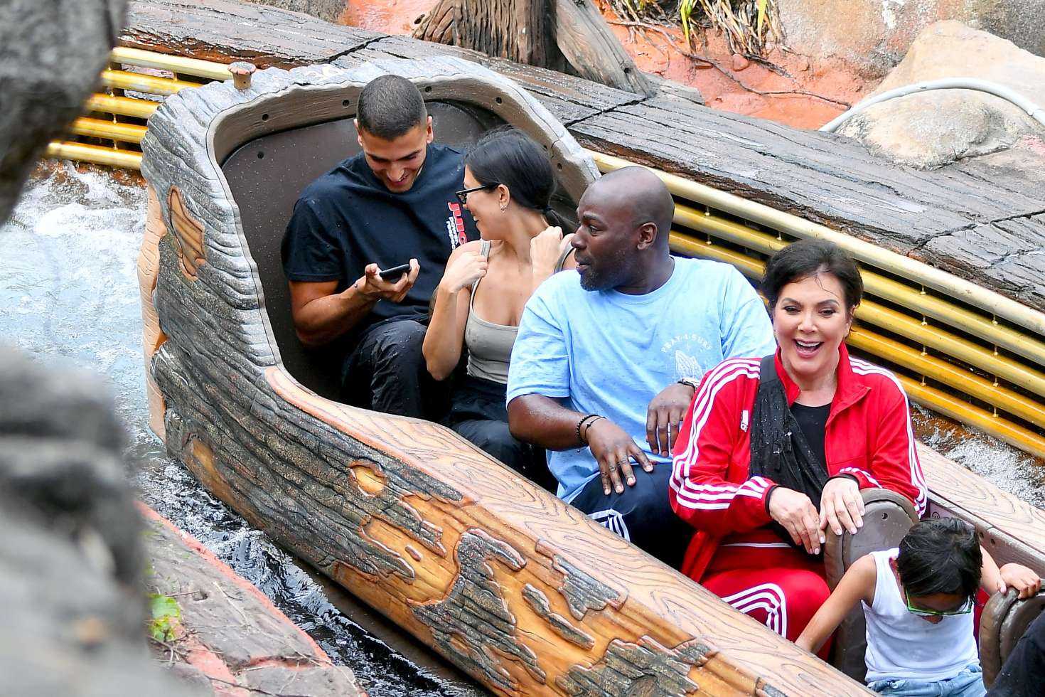 Kourtney-Kardashian-507