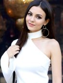 Victoria-Justice-331