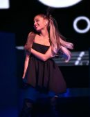 Ariana Grande Performing at the Billboard Music Awards 2018 in Las Vegas