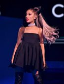 Ariana Grande Performing at the Billboard Music Awards 2018 in Las Vegas