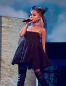 Ariana Grande Performing at the Billboard Music Awards 2018 in Las Vegas
