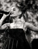 Ariana Grande Performing at the Billboard Music Awards 2018 in Las Vegas