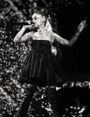 Ariana Grande Performing at the Billboard Music Awards 2018 in Las Vegas