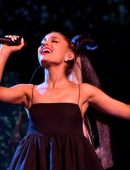 Ariana Grande Performing at the Billboard Music Awards 2018 in Las Vegas