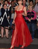 Bella-Hadid-406