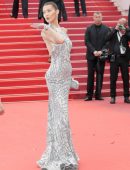 Bella-Hadid-519
