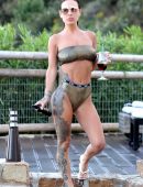 Chantelle-Connelly-501