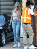 Charlotte-McKinney-Pokies-809