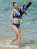 Jamie-King-in-Bikini-809