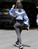 Kourtney Kardashian Booty in Tights in Calabasas