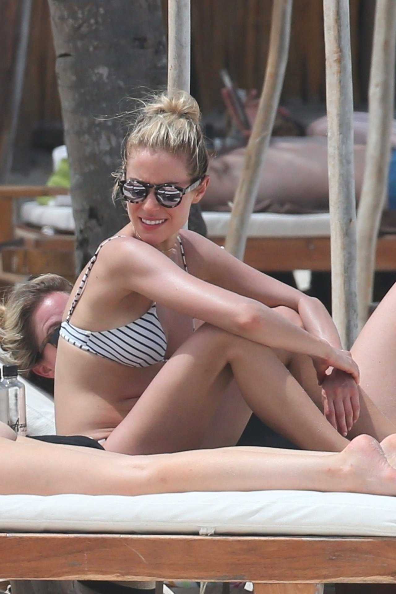 Kristin-Cavallari-Booty-in-Bikini-6