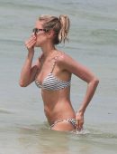 Kristin-Cavallari-Booty-in-Bikini-9