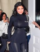 Kylie-Jenner-205