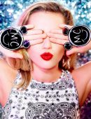 Miley-Cyrus-in-Converse-Photoshoot-7