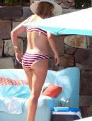 Reese Witherspoon in Bikini in Cabo San Lucas, Mexico