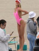 Romee-Strijd-in-Pink-Swimsuit-14