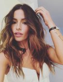 Sarah Shahi at 28th Annual Environmental Media Association Awards in Beverly Hills