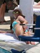 Britney-Spears-Booty-151