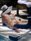 Britney-Spears-Booty-152