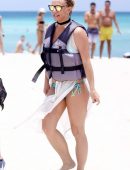 Britney Spears Booty in Bikini at a Beach in Miami