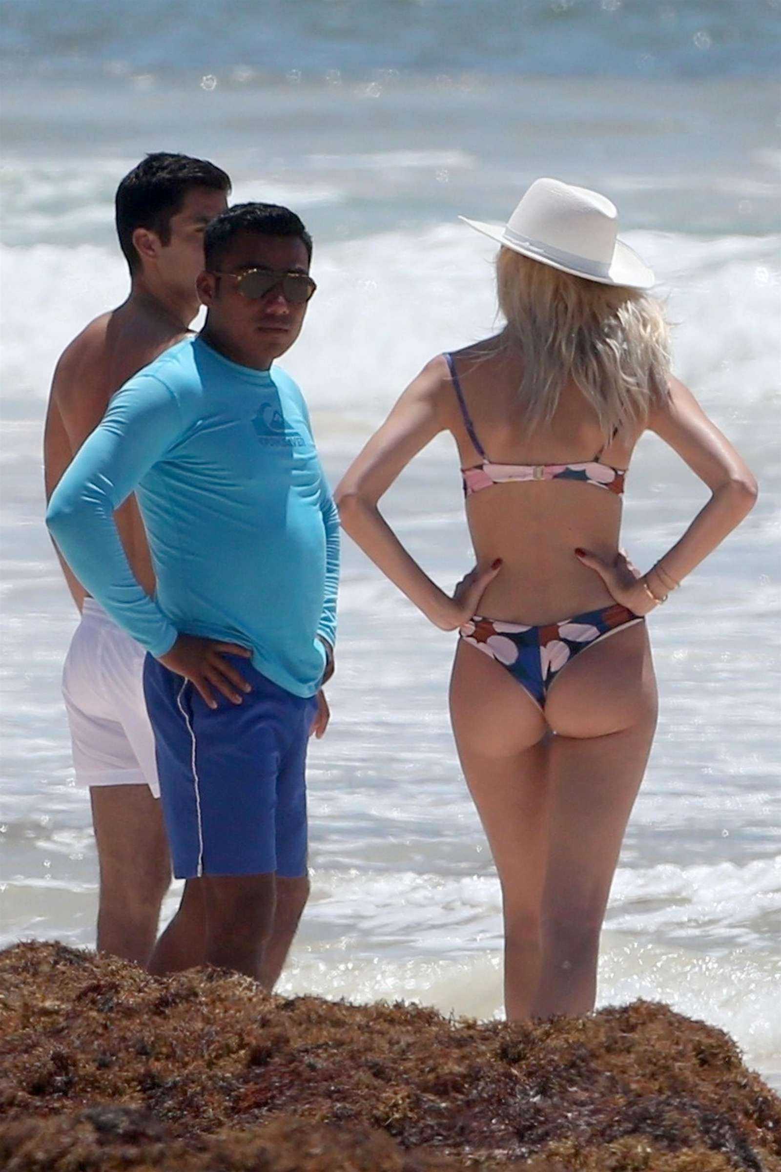 Devon Windsor in Bikini at the Beach in Tulum