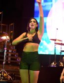 Dua-Lipa-359