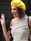 Dua-Lipa-Leggy-656