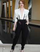 Emma Stone - LVMH Prize 2018 Edition at Fondation Louis Vuitton in Paris