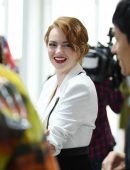 Emma Stone - LVMH Prize 2018 Edition at Fondation Louis Vuitton in Paris