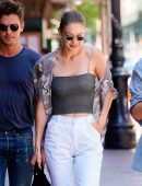 Gigi Hadid Pokies Out in NYC