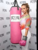 Josephine-Skriver-803