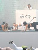 Josephine-Skriver-805