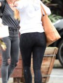 Julianne Hough Booty, Outside the Millennium Dance Studio in Studio City