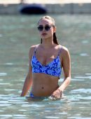 Kimberley-Garner-in-Bikini-379