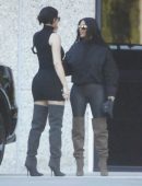 Kylie-Jenner-and-Kim-Kardashian-Booty-21