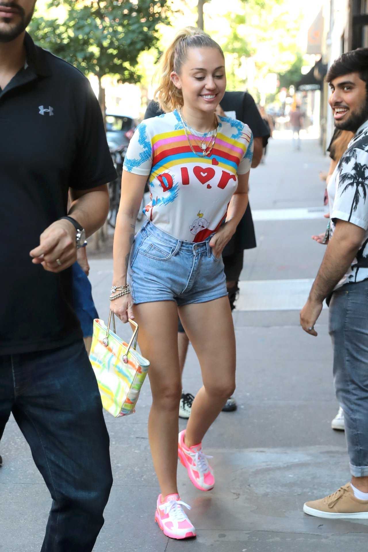 Miley-Cyrus-902